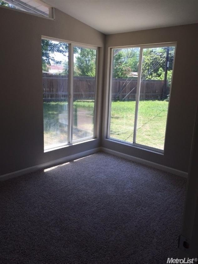2221 Walnut Ave, Carmichael, CA 95608 photo 7