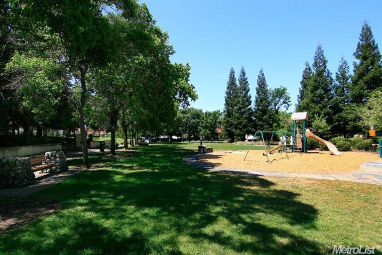 104 Cassin Ct, Folsom, CA 95630 photo 25