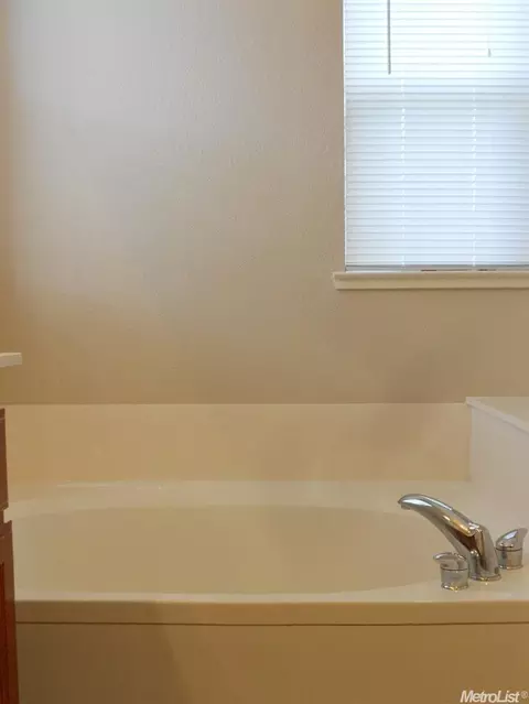 821 Courtyards Loop, Lincoln, CA 95648 photo 19