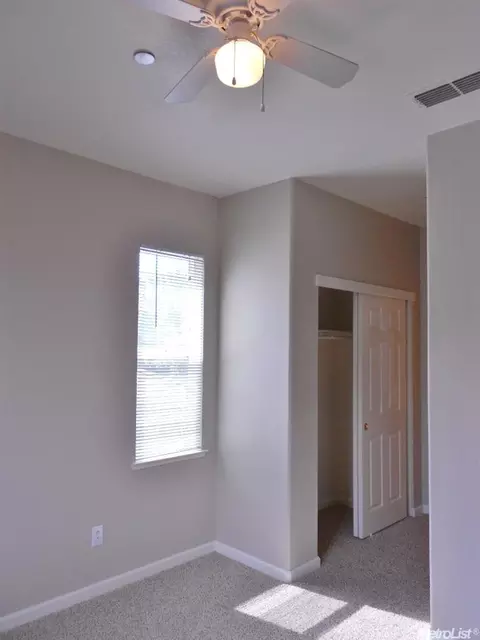 821 Courtyards Loop, Lincoln, CA 95648 photo 2