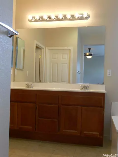 821 Courtyards Loop, Lincoln, CA 95648 photo 17