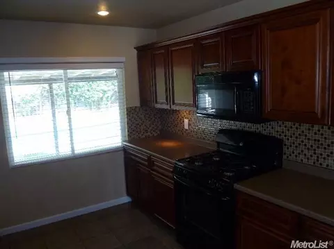 1317 Collier Ave, Modesto, CA 95350 photo 5