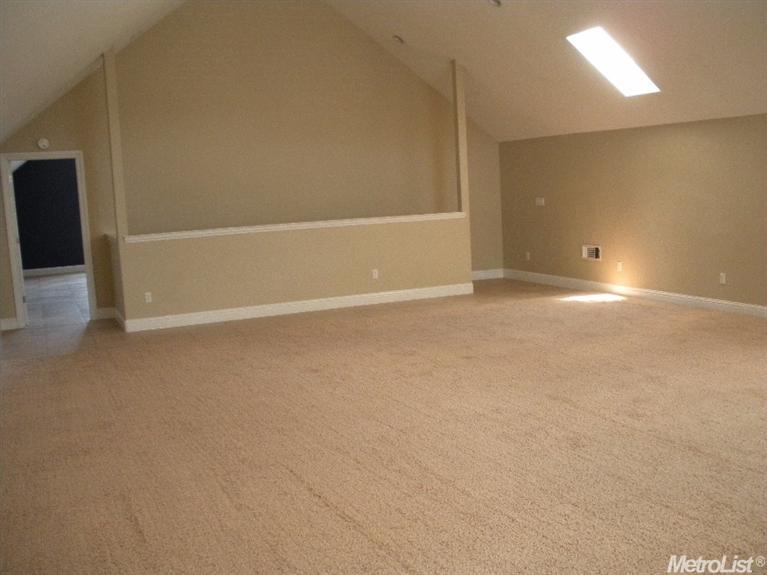 1261 Burman, Turlock, CA 95382 photo 18