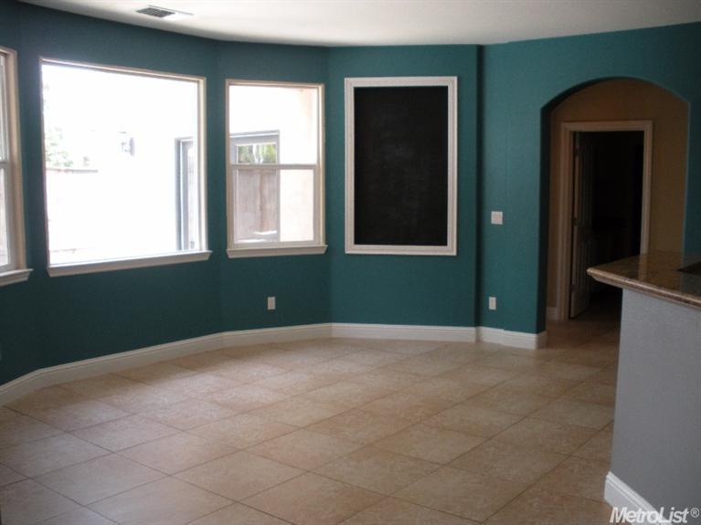 1261 Burman, Turlock, CA 95382 photo 9