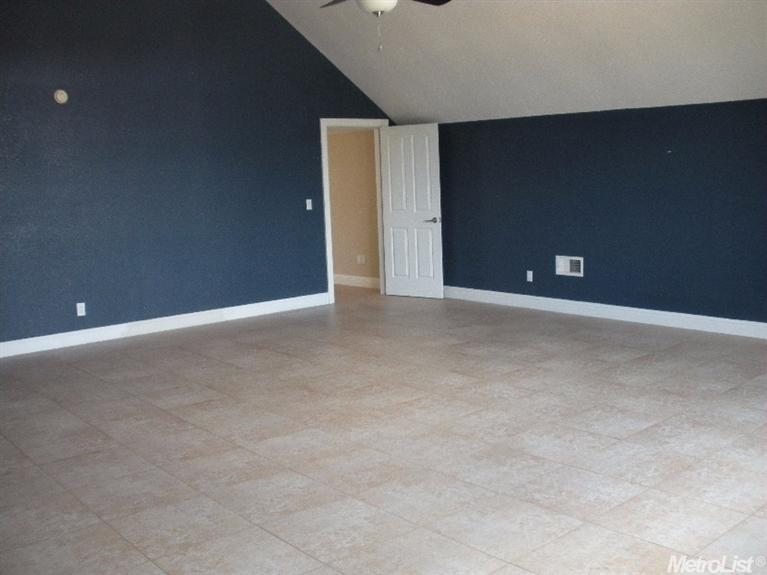 1261 Burman, Turlock, CA 95382 photo 19