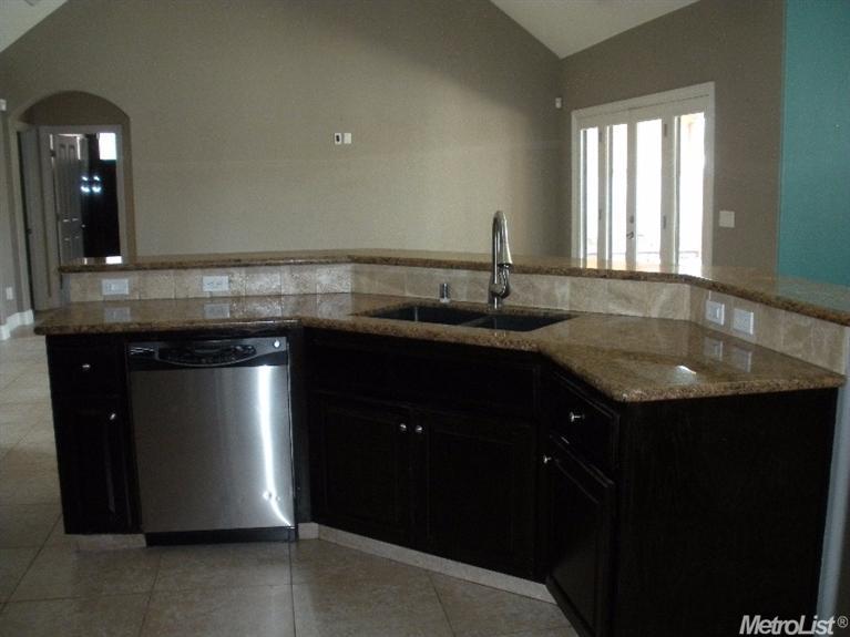 1261 Burman, Turlock, CA 95382 photo 7