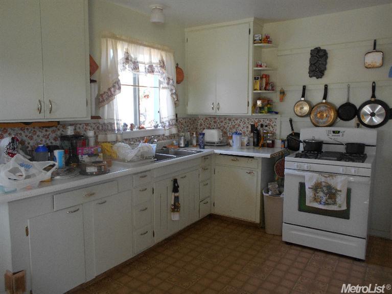 710 6th, Wheatland, CA 95692 photo 3