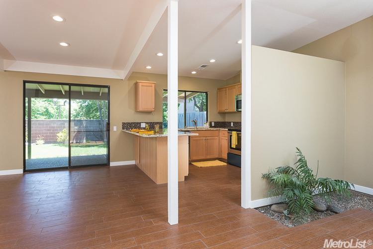 4127 Scranton Cir, Carmichael, CA 95608 photo 4