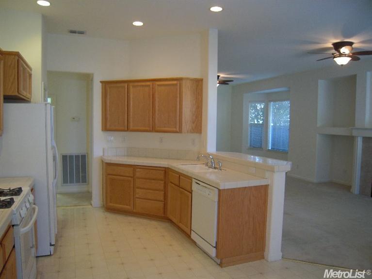2801 Executive Ct, Rocklin, CA 95765 photo 8