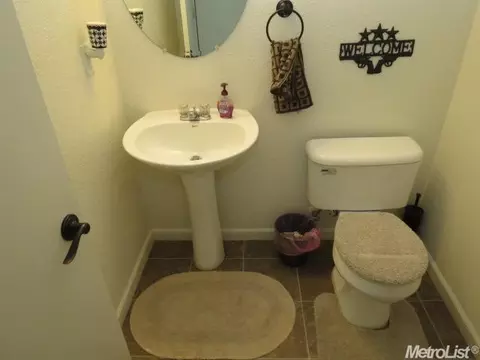 1728 Griego Ave, Olivehurst, CA 95961 photo 5