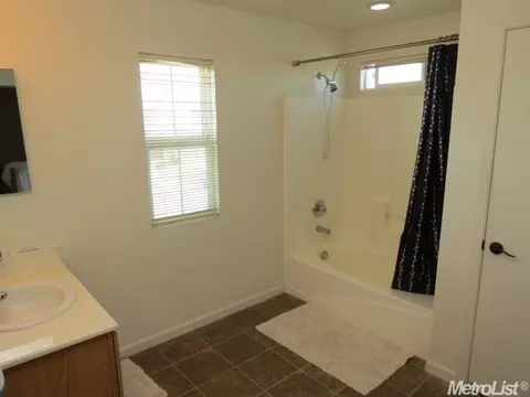 1728 Griego Ave, Olivehurst, CA 95961 photo 13