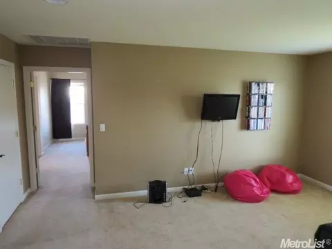 1728 Griego Ave, Olivehurst, CA 95961 photo 11