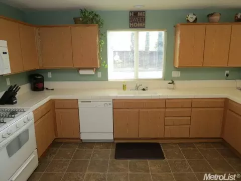 1728 Griego Ave, Olivehurst, CA 95961 photo 6