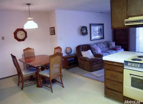 656 Carson Ave, Manteca, CA 95337 photo 9