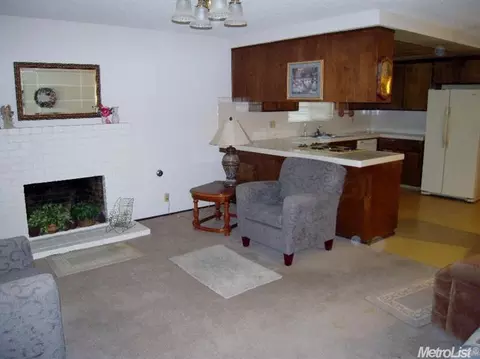 656 Carson Ave, Manteca, CA 95337 photo 3