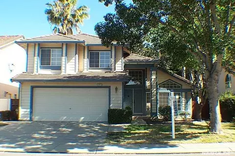 3813 Sharpsburg Dr, Modesto, CA 95357 photo 1