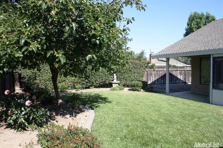 3413 Sash Ct, Modesto, CA 95356 photo 2