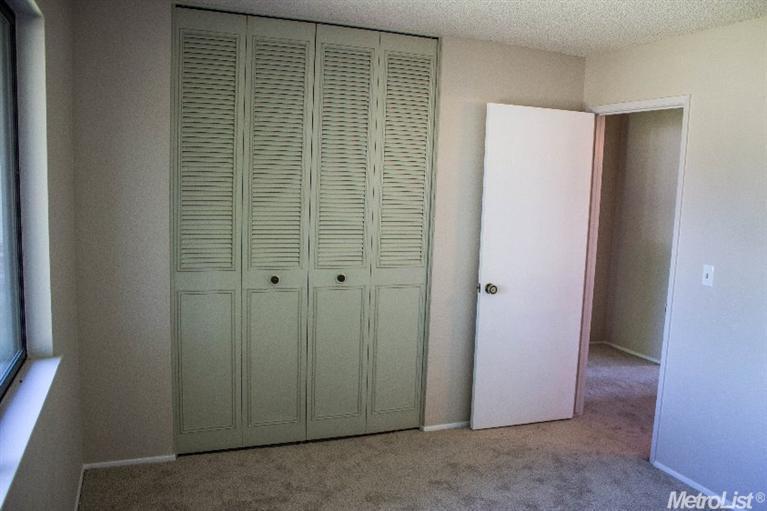 151 Brodiewest Ct, Galt, CA 95632 photo 8