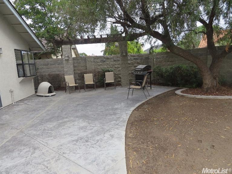 917 Arambel Dr, Patterson, CA 95363 photo 10
