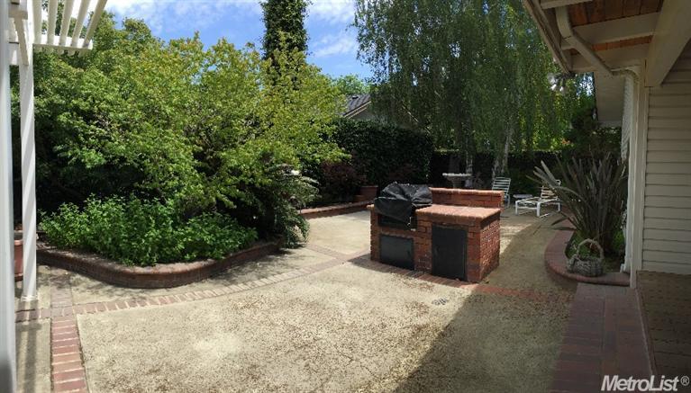 405 Hamden Ln, Modesto, CA 95350 photo 24