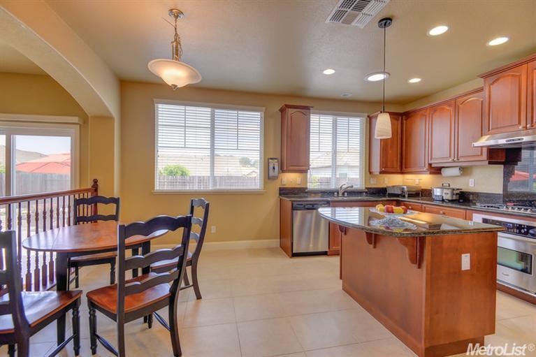 683 Lefevre Dr, Folsom, CA 95630 photo 7