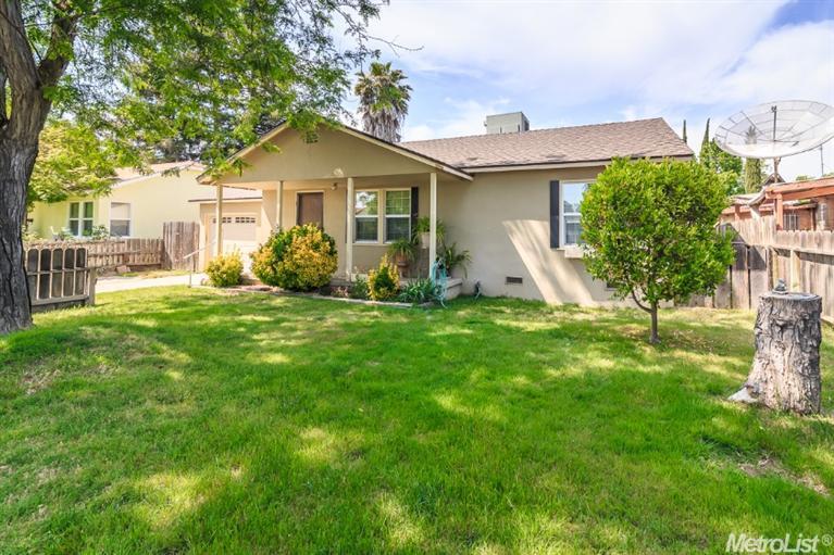 1613 Wolf Ave, Modesto, CA 95358 photo 2