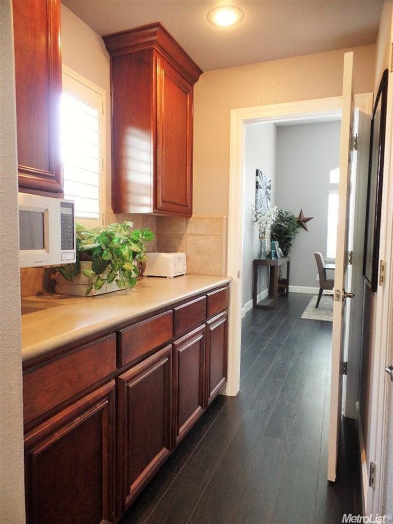 1804 New Chesham Ct, Modesto, CA 95355 photo 9