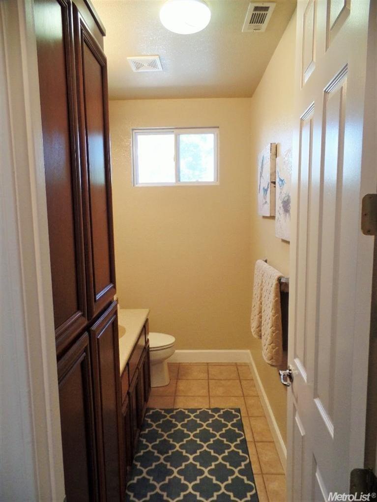 1804 New Chesham Ct, Modesto, CA 95355 photo 12