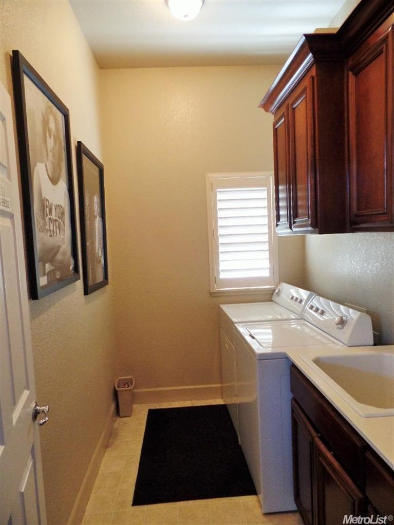 1804 New Chesham Ct, Modesto, CA 95355 photo 13