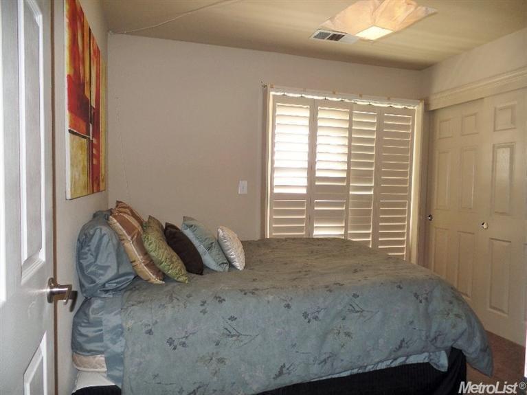 1804 New Chesham Ct, Modesto, CA 95355 photo 20