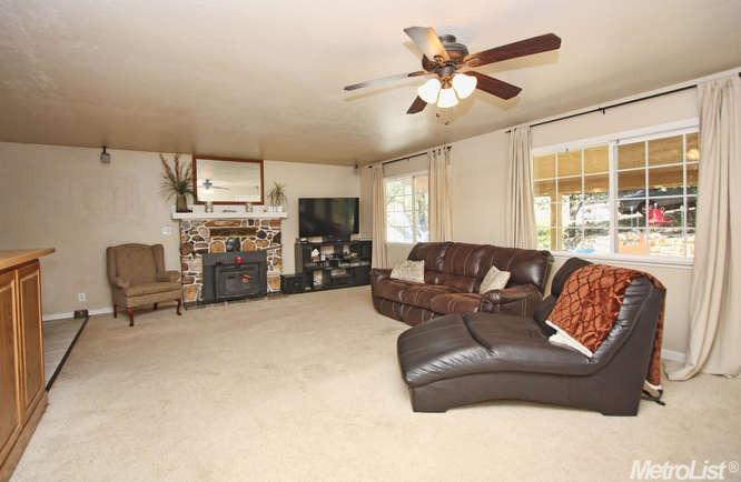 752 Chapin Rd, Placerville, CA 95667 photo 4