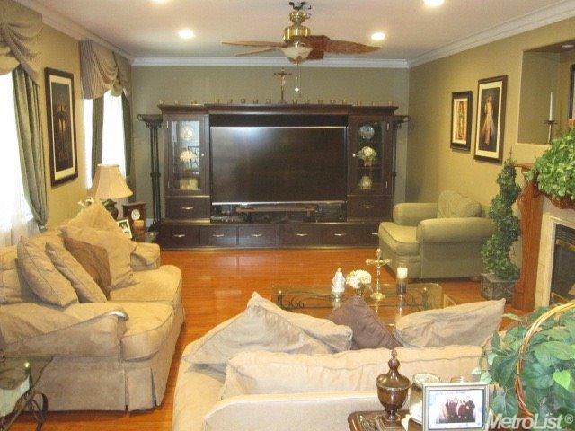 1361 Riverview Ave, Tracy, CA 95377 photo 8