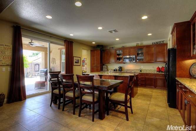 3700 Banyan Tree Ct, Modesto, CA 95355 photo 8