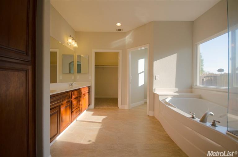 1233 Doak Blvd, Ripon, CA 95366 photo 19
