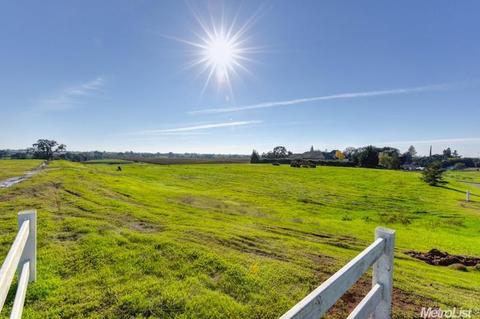 18720 E Sierra View Ct, Clements, CA 95227 photo 7