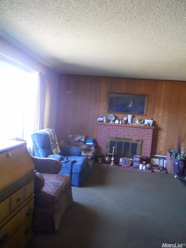 1006 6th St, Ripon, CA 95366 photo 8