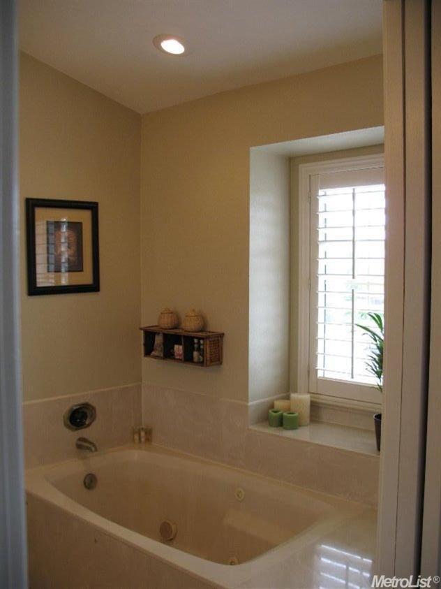 2812 Antwerp, Modesto, CA 95356 photo 9