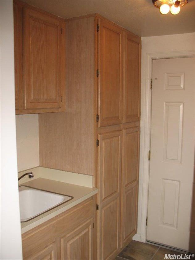 2812 Antwerp, Modesto, CA 95356 photo 25