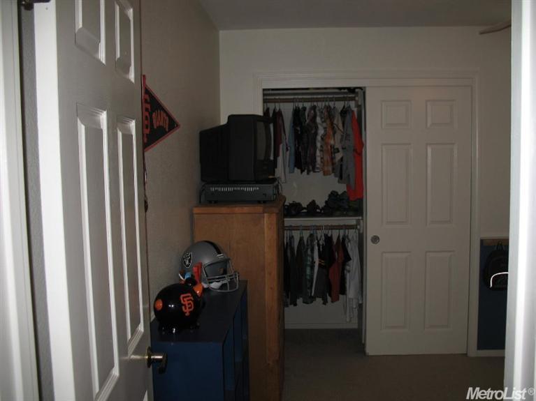 2812 Antwerp, Modesto, CA 95356 photo 23