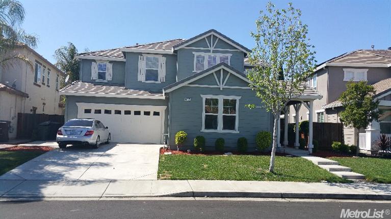 687 Jefferson Ln, Tracy, CA 95377 photo 1