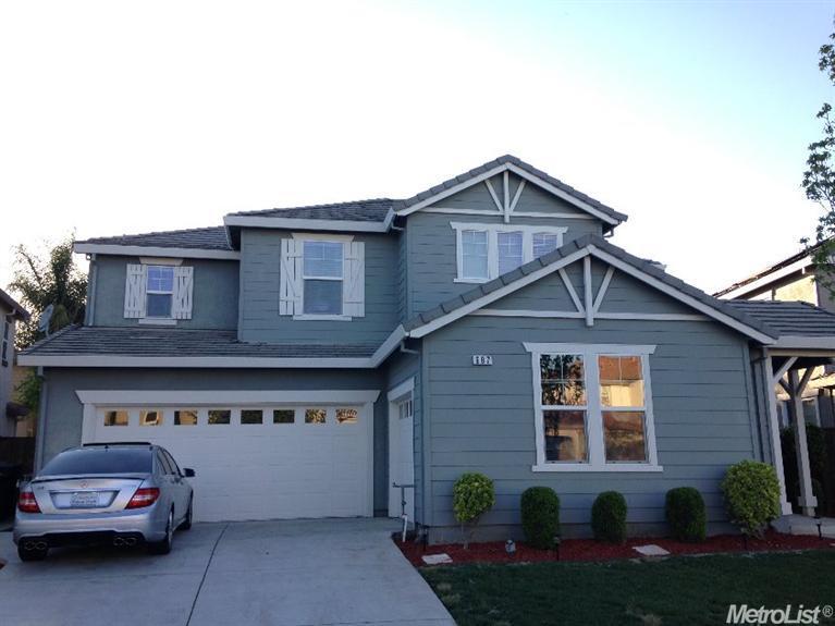 687 Jefferson Ln, Tracy, CA 95377 photo 2