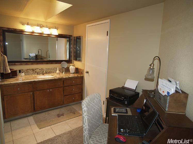 2424 Manor Oak Dr, Modesto, CA 95355 photo 15