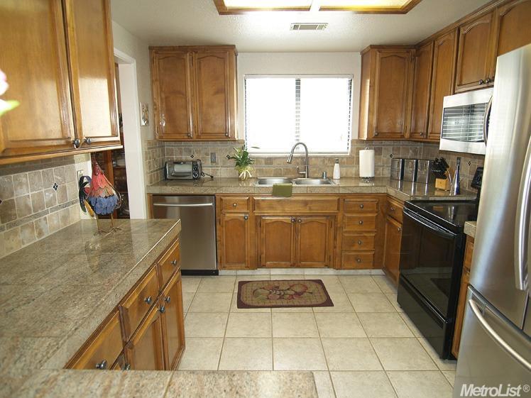 2424 Manor Oak Dr, Modesto, CA 95355 photo 10