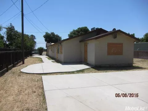 1621 Robertson Rd, Modesto, CA 95351 photo 3
