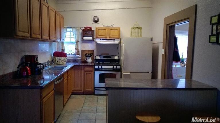 2039 Lance St, Modesto, CA 95354 photo 3