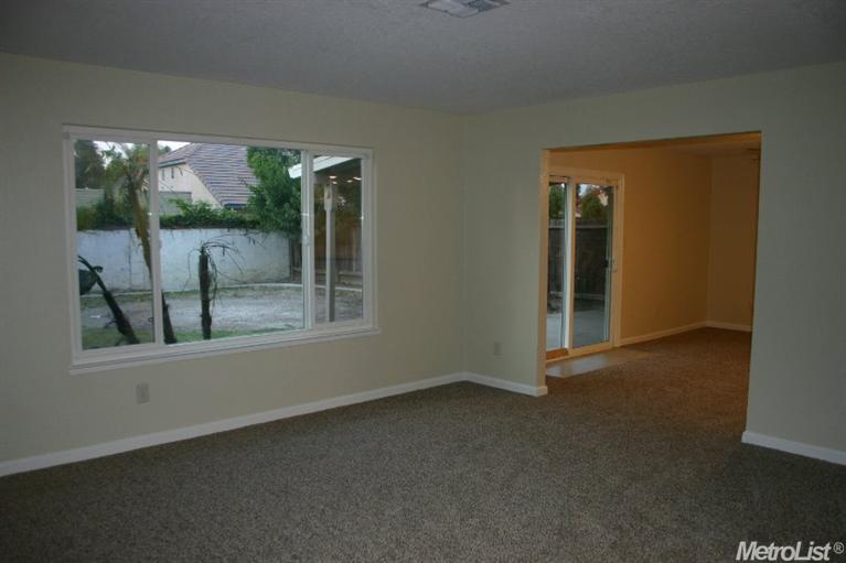 2233 Lavon Ln, Ceres, CA 95307 photo 6