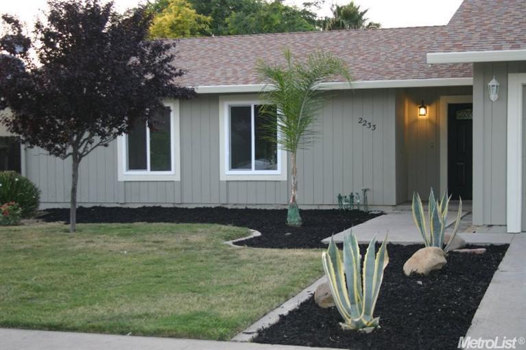 2233 Lavon Ln, Ceres, CA 95307 photo 1