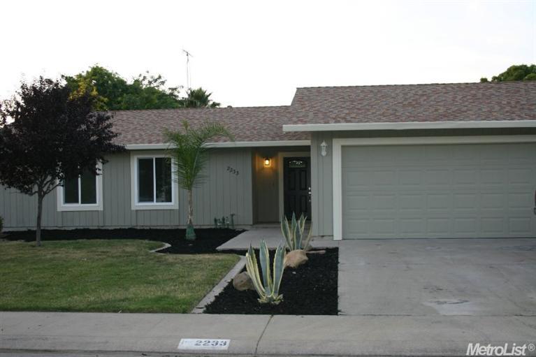 2233 Lavon Ln, Ceres, CA 95307 photo 2
