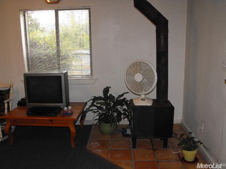 956 Garden Loop, Placerville, CA 95667 photo 2
