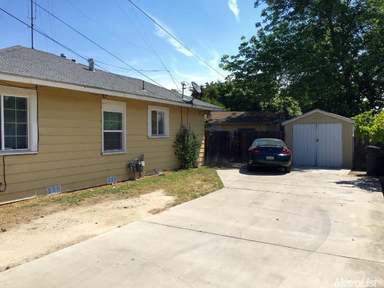 911 Sutter Ave, Modesto, CA 95351 photo 2